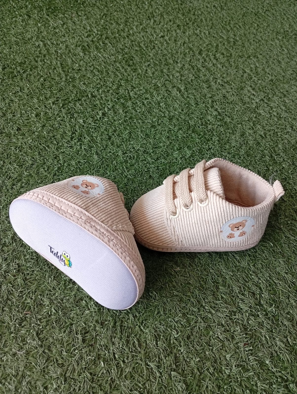 Zapatitos Bebé Osito Beige - imagen 1